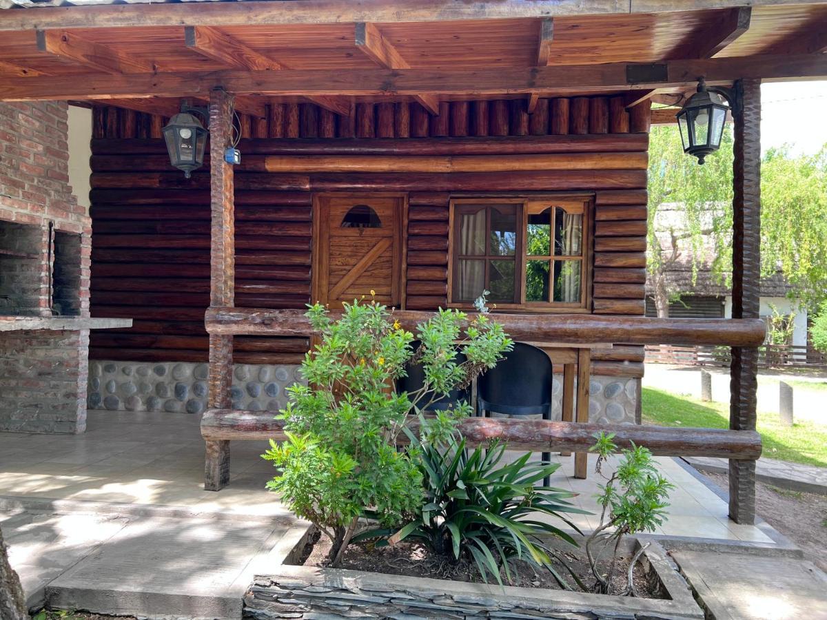 Los Platanos Cabanas & Suites Mariano Mariano Moreno Buitenkant foto