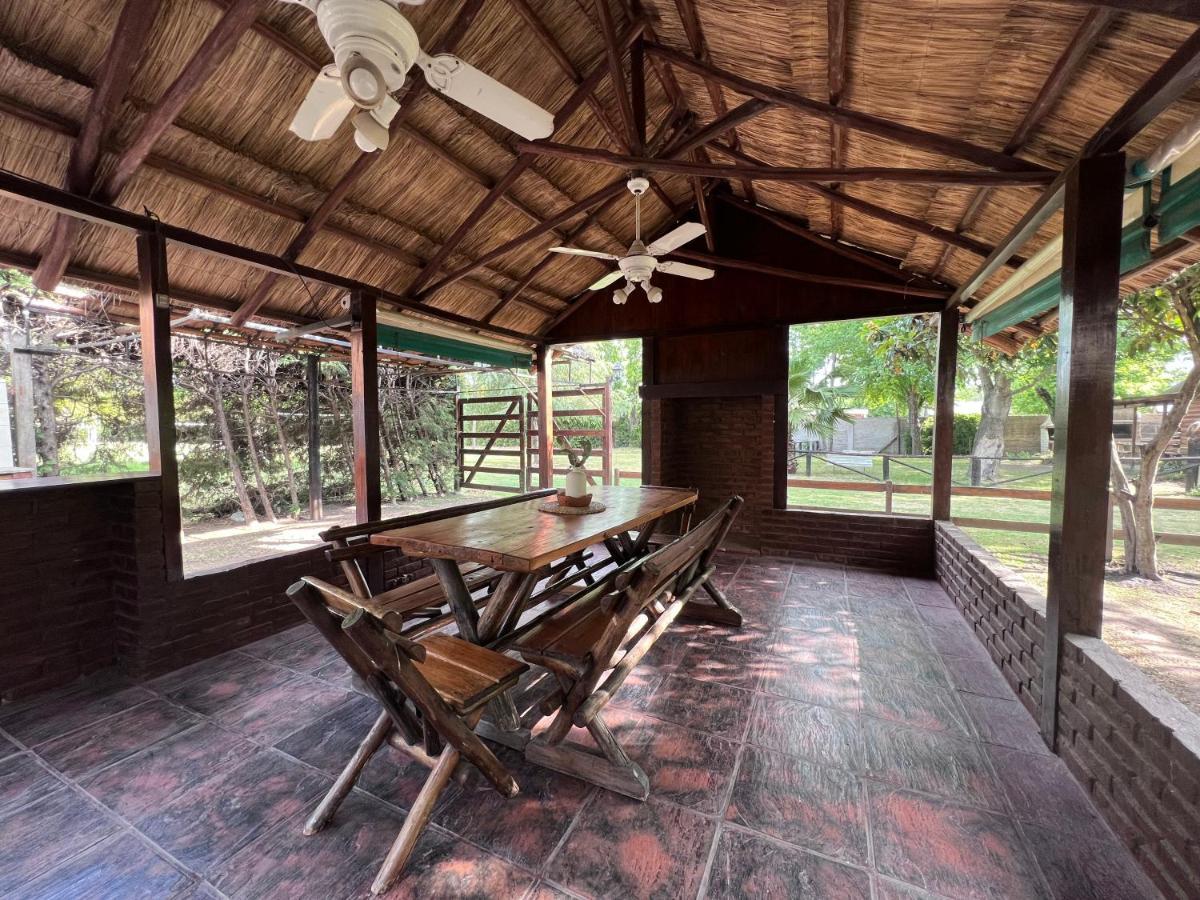 Los Platanos Cabanas & Suites Mariano Mariano Moreno Buitenkant foto