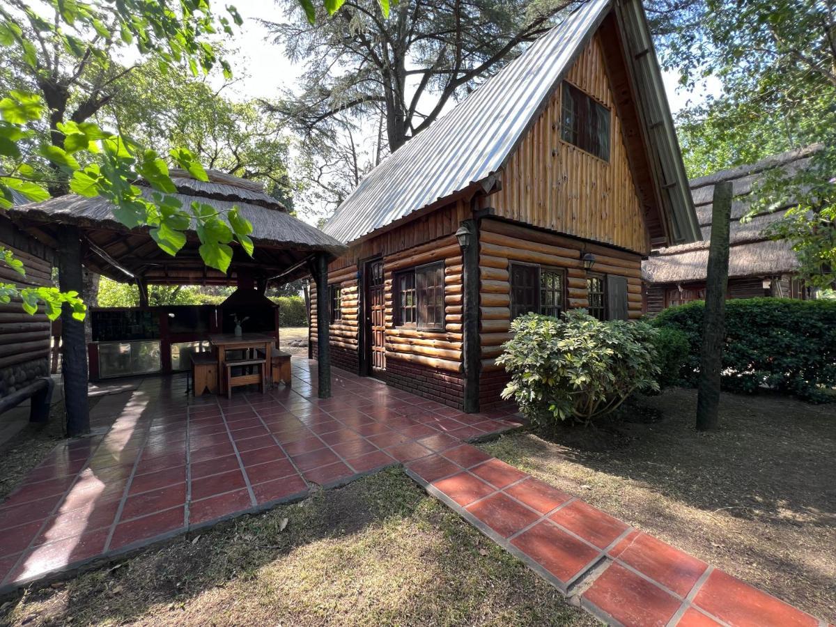 Los Platanos Cabanas & Suites Mariano Mariano Moreno Buitenkant foto