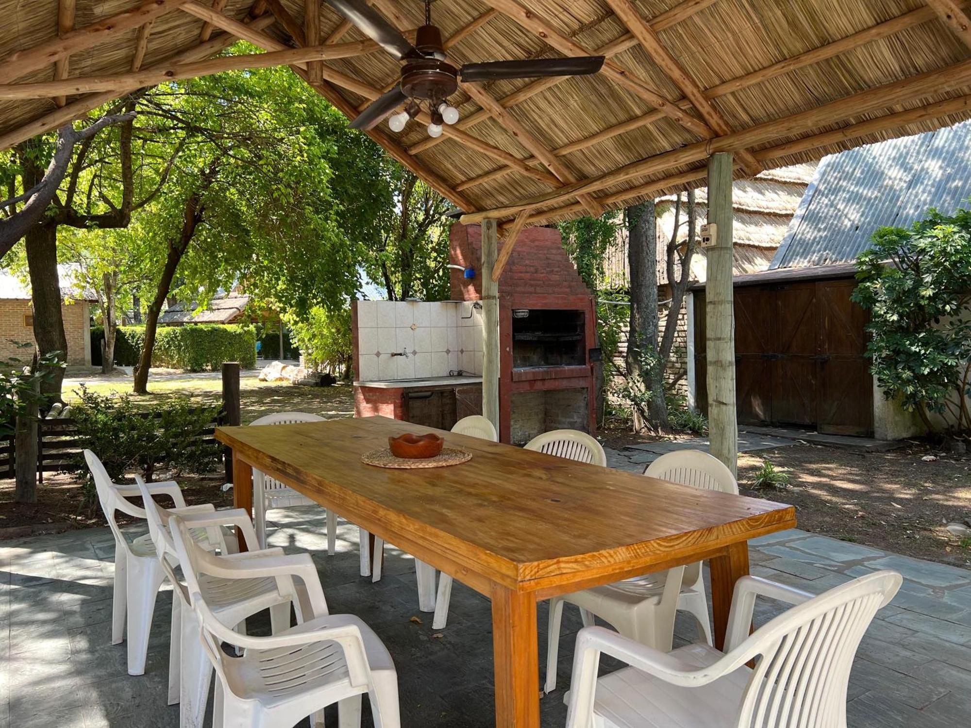 Los Platanos Cabanas & Suites Mariano Mariano Moreno Buitenkant foto